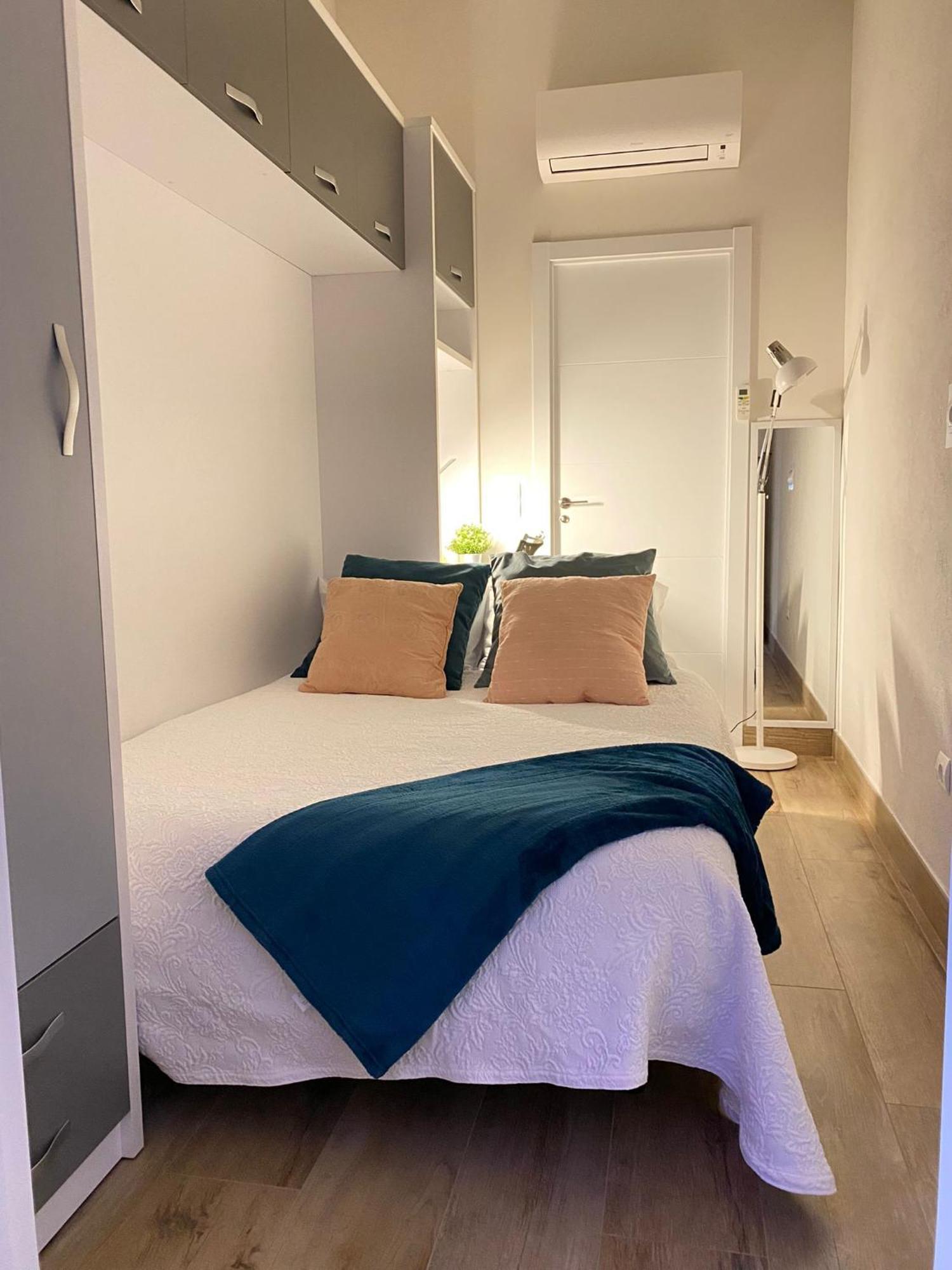 Centrico. Atocha-Lavapies. Nuevo. 100% Equipado. Apartment Madrid Bagian luar foto