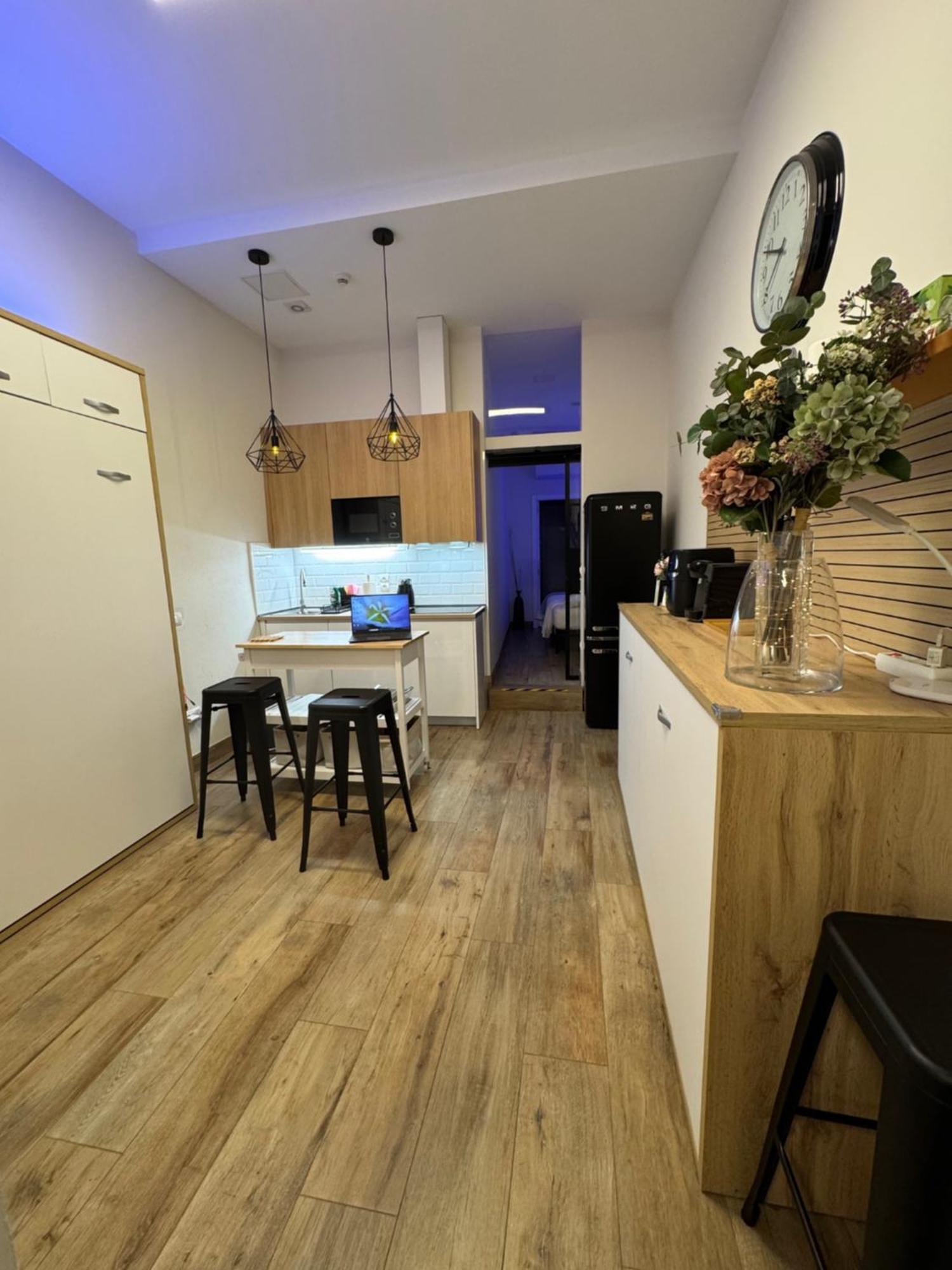 Centrico. Atocha-Lavapies. Nuevo. 100% Equipado. Apartment Madrid Bagian luar foto